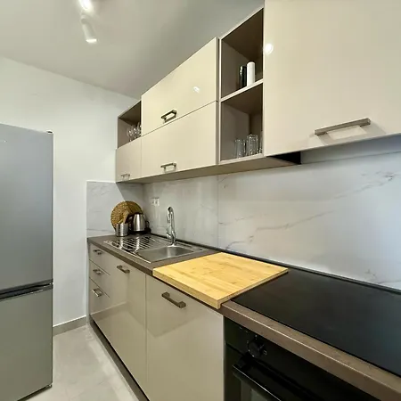 Lito Apartment